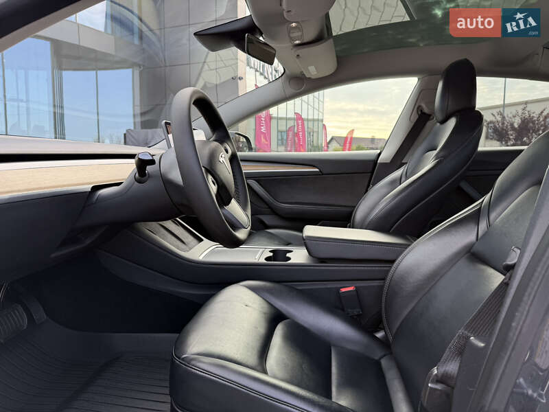 Седан Tesla Model 3 2022 в Ровно фото 19 Седан Tesla Model 3 2022 в Ровно