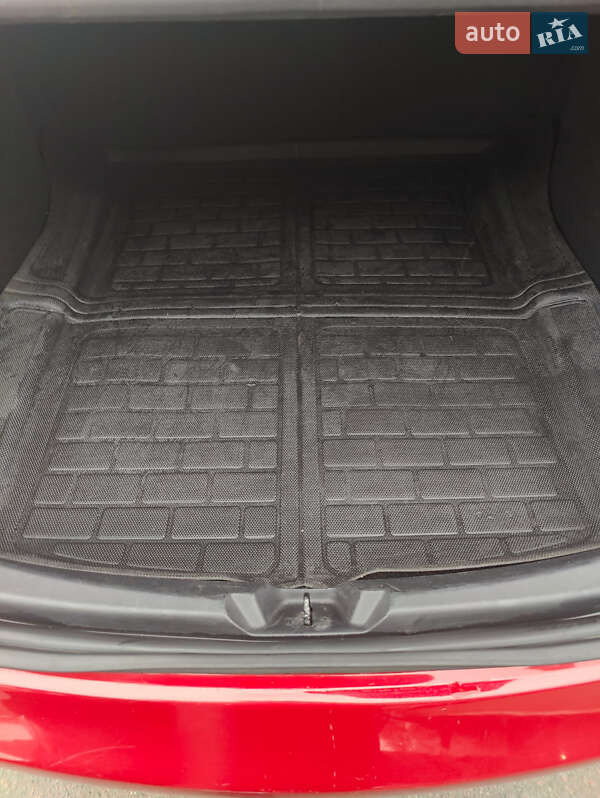 Седан Tesla Model 3 2018 в Одессе фото 17 Седан Tesla Model 3 2018 в Одессе