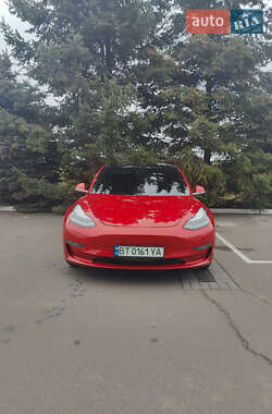 Седан Tesla Model 3 2018 в Одесі