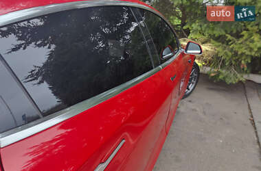 Седан Tesla Model 3 2018 в Одесі