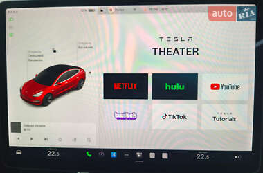 Седан Tesla Model 3 2018 в Одесі