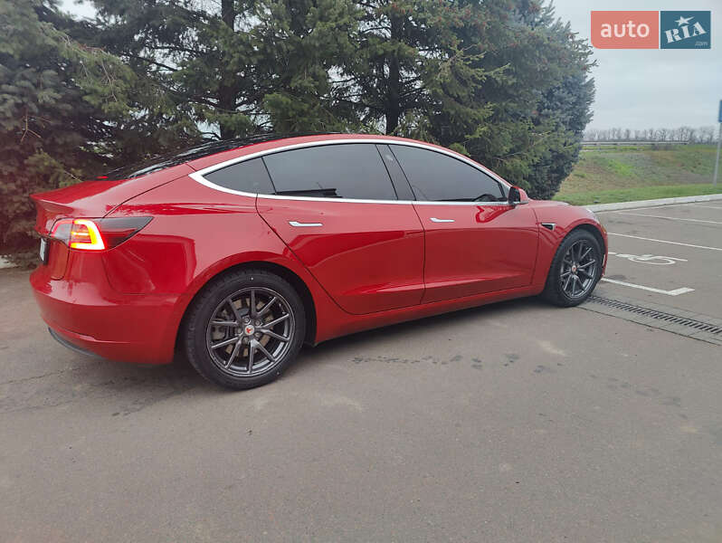 Седан Tesla Model 3 2018 в Одессе фото 64 Седан Tesla Model 3 2018 в Одессе