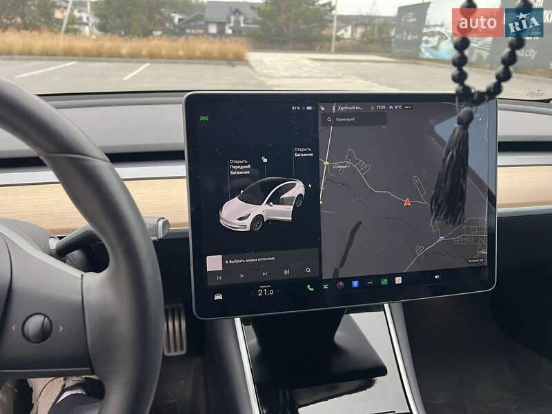 Седан Tesla Model 3 2019 в Киеве фото 12 Седан Tesla Model 3 2019 в Киеве