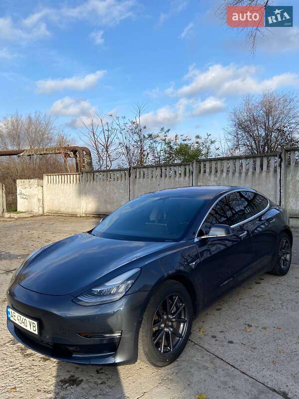 Седан Tesla Model 3 2018 в Днепре фото 7 Седан Tesla Model 3 2018 в Днепре