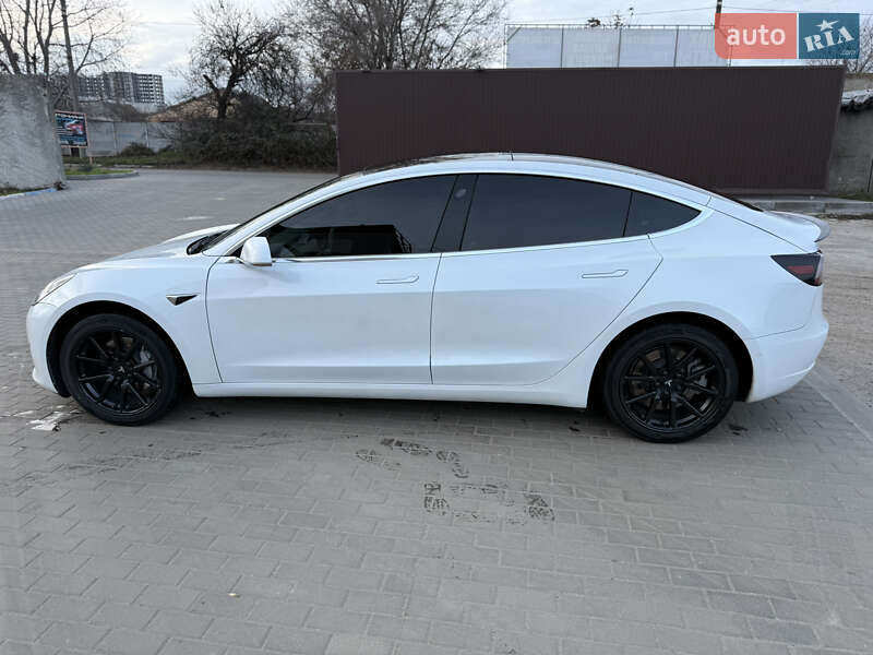 Седан Tesla Model 3 2020 в Запоріжжі фото 7 Седан Tesla Model 3 2020 в Запоріжжі