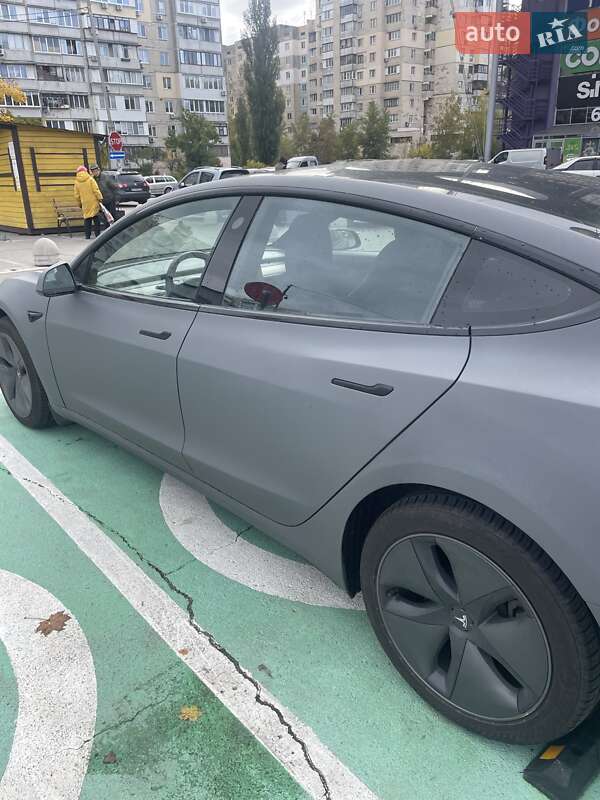 Седан Tesla Model 3 2020 в Киеве