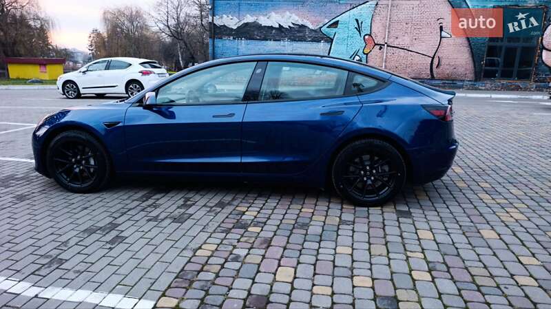 Седан Tesla Model 3 2022 в Луцке фото 4 Седан Tesla Model 3 2022 в Луцке