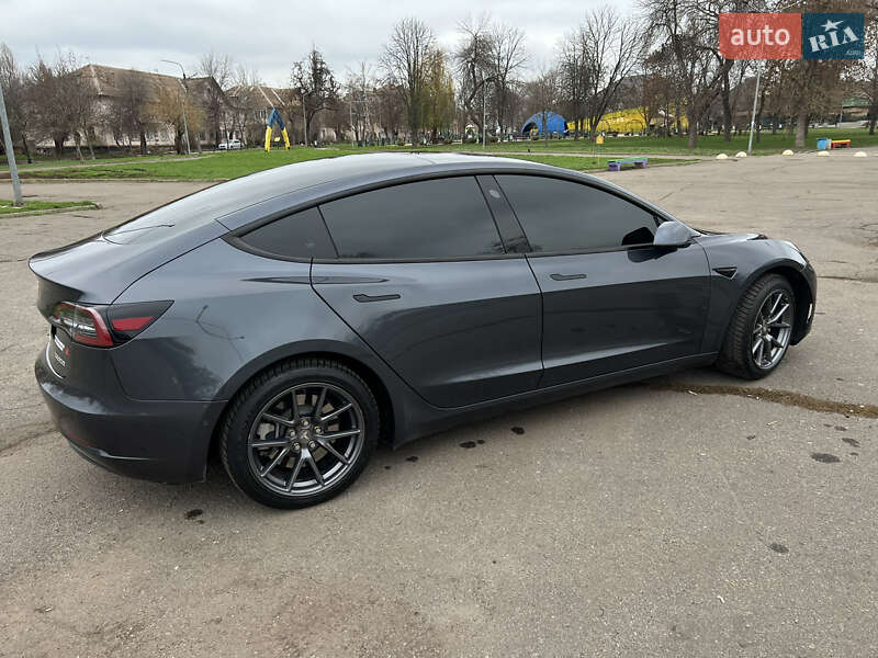 Седан Tesla Model 3 2021 в Кривом Роге фото 9 Седан Tesla Model 3 2021 в Кривом Роге