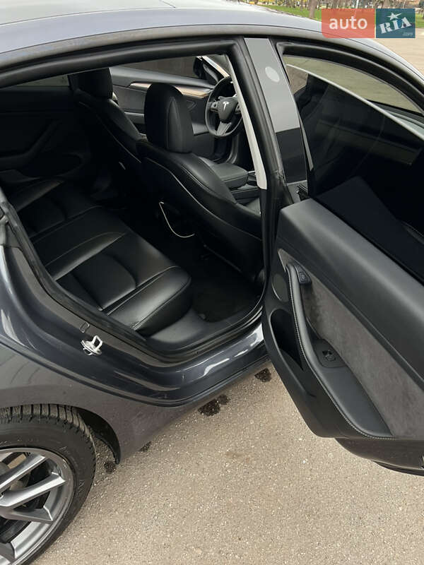 Седан Tesla Model 3 2021 в Кривом Роге фото 16 Седан Tesla Model 3 2021 в Кривом Роге