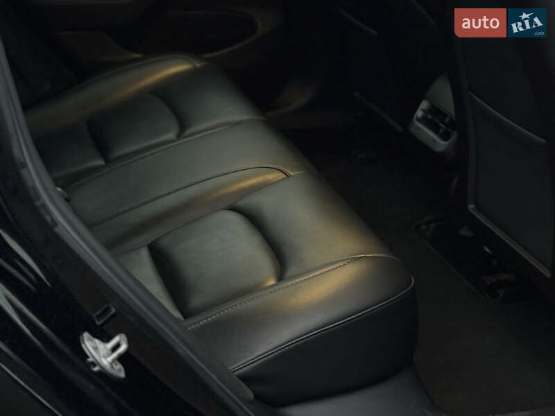 Седан Tesla Model 3 2019 в Тернополе фото 31 Седан Tesla Model 3 2019 в Тернополе