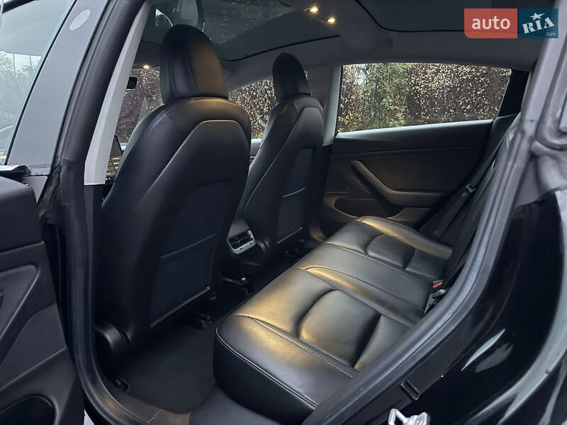 Седан Tesla Model 3 2019 в Тернополе фото 42 Седан Tesla Model 3 2019 в Тернополе