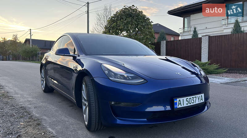 Седан Tesla Model 3 2019 в Киеве фото 7 Седан Tesla Model 3 2019 в Киеве