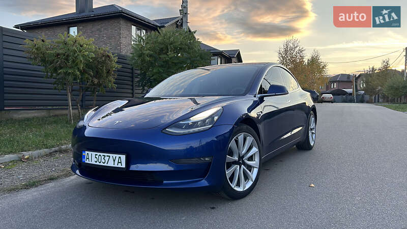 Седан Tesla Model 3 2019 в Киеве фото 18 Седан Tesla Model 3 2019 в Киеве