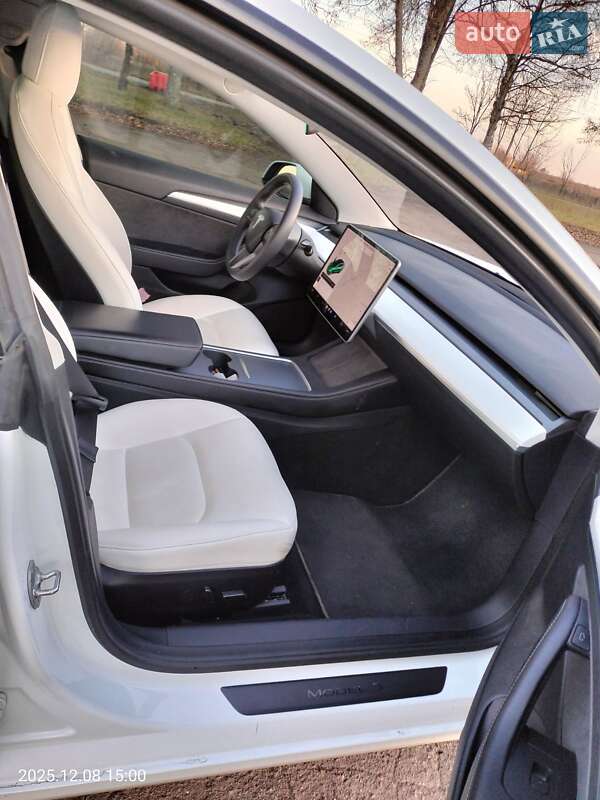 Седан Tesla Model 3 2021 в Тростянце фото 4 Седан Tesla Model 3 2021 в Тростянце