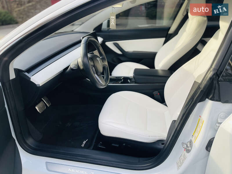 Седан Tesla Model 3 2018 в Харькове фото 18 Седан Tesla Model 3 2018 в Харькове