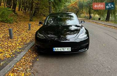 Седан Tesla Model 3 2019 в Києві
