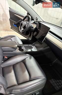 Седан Tesla Model 3 2023 в Кременчуге