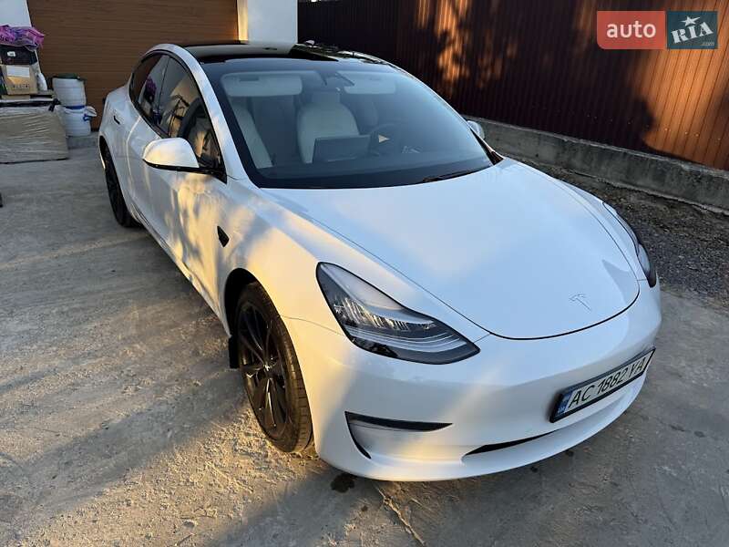 Седан Tesla Model 3 2020 в Ковеле