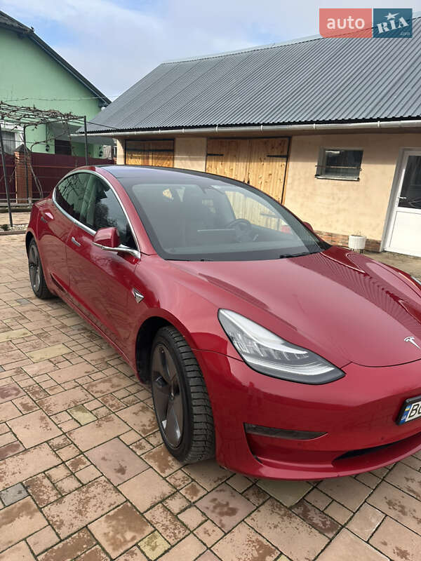 Tesla Model 3 2018 Tesla Model 3 2018