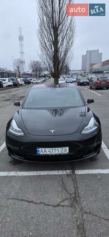 Седан Tesla Model 3 2018 в Киеве фото 12 Седан Tesla Model 3 2018 в Киеве