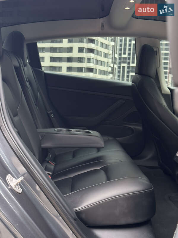 Седан Tesla Model 3 2020 в Киеве фото 43 Седан Tesla Model 3 2020 в Киеве