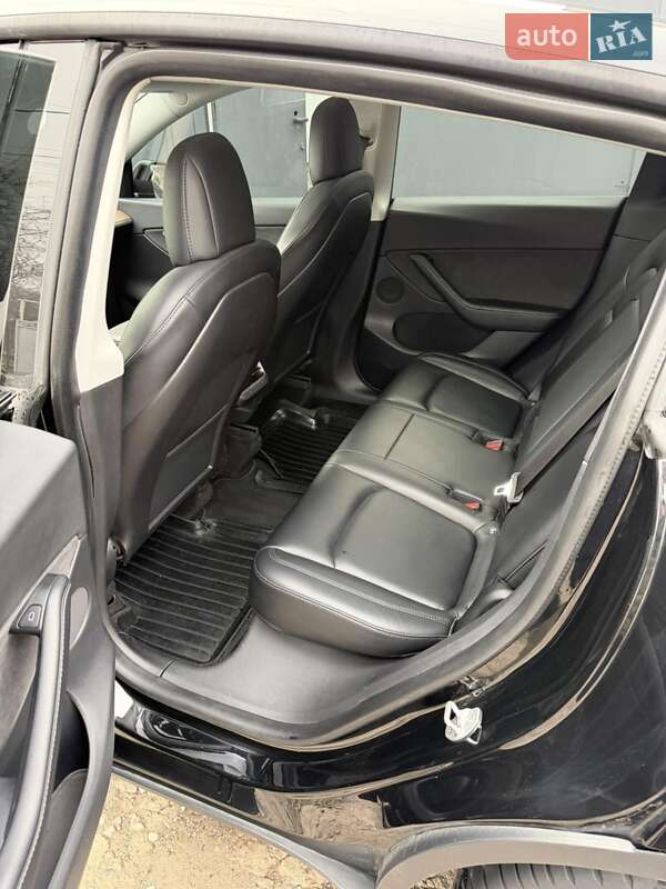 Седан Tesla Model 3 2021 в Днепре фото 4 Седан Tesla Model 3 2021 в Днепре