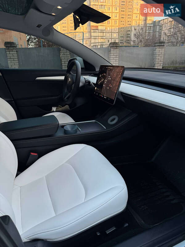 Седан Tesla Model 3 2021 в Киеве фото 2 Седан Tesla Model 3 2021 в Киеве