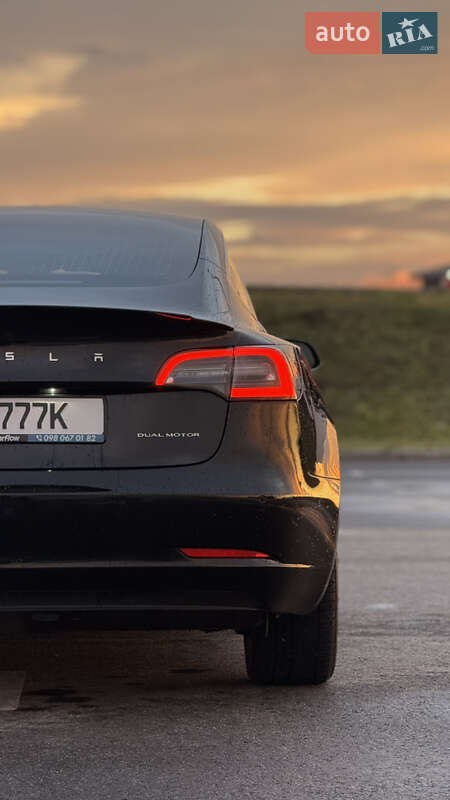 Седан Tesla Model 3 2019 в Львове фото 24 Седан Tesla Model 3 2019 в Львове