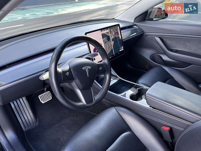 Седан Tesla Model 3 2018 в Киеве фото 15 Седан Tesla Model 3 2018 в Киеве