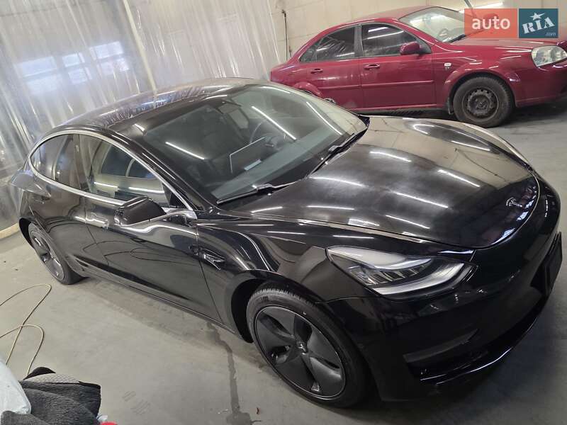 Седан Tesla Model 3 2018 в Львове фото 3 Седан Tesla Model 3 2018 в Львове