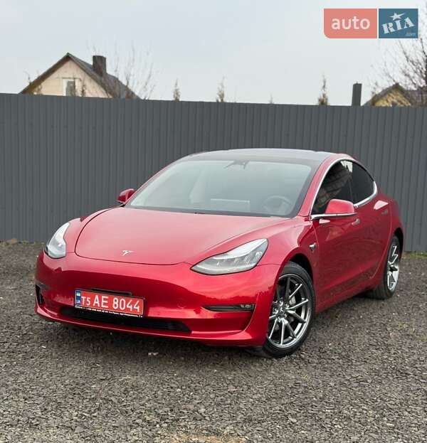 Седан Tesla Model 3 2020 в Луцке фото Седан Tesla Model 3 2020 в Луцке