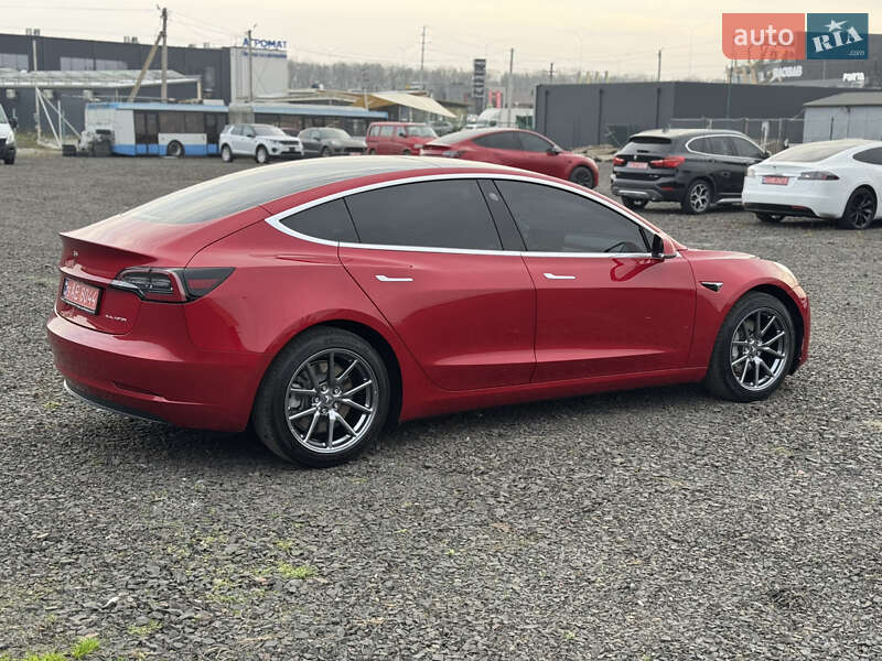 Седан Tesla Model 3 2020 в Луцке фото 8 Седан Tesla Model 3 2020 в Луцке