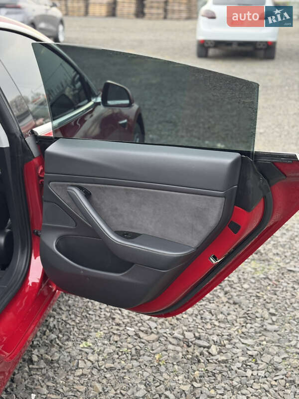 Седан Tesla Model 3 2020 в Луцке фото 19 Седан Tesla Model 3 2020 в Луцке