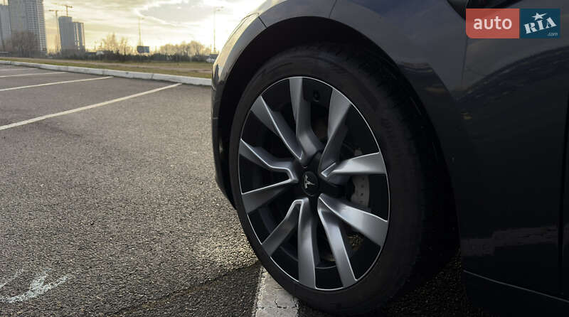 Седан Tesla Model 3 2024 в Киеве фото 12 Седан Tesla Model 3 2024 в Киеве