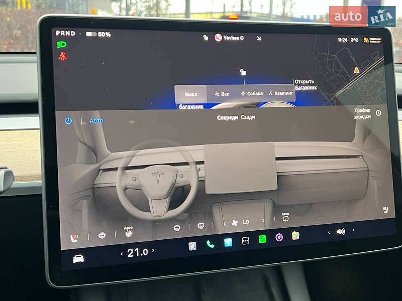 Седан Tesla Model 3 2022 в Киеве