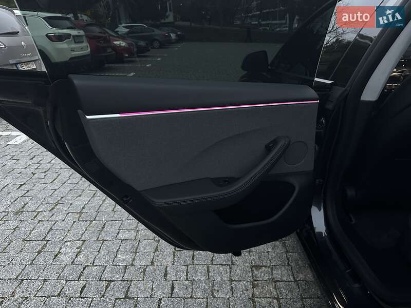Седан Tesla Model 3 2025 в Одессе фото 16 Седан Tesla Model 3 2025 в Одессе