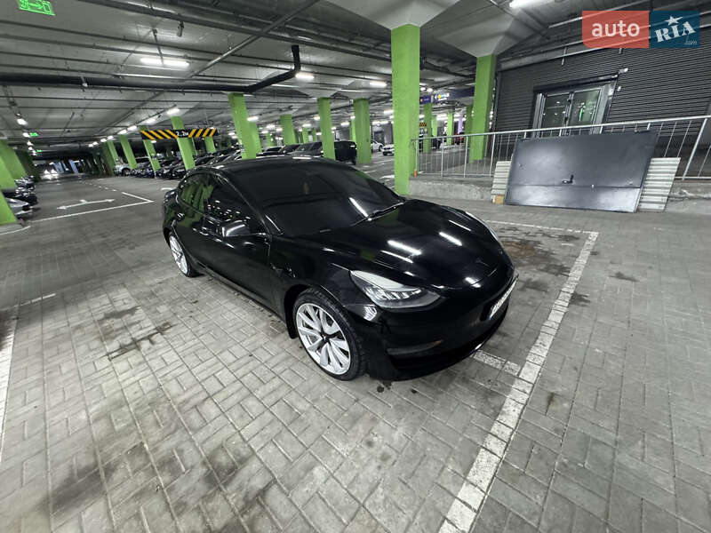 Седан Tesla Model 3 2019 в Киеве фото 2 Седан Tesla Model 3 2019 в Киеве