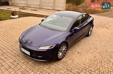 Седан Tesla Model 3 2024 в Одессе