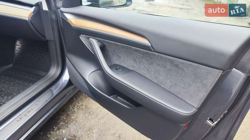 Седан Tesla Model 3 2023 в Харькове фото 7 Седан Tesla Model 3 2023 в Харькове