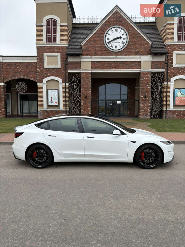 Седан Tesla Model 3 2024 в Киеве фото 2 Седан Tesla Model 3 2024 в Киеве