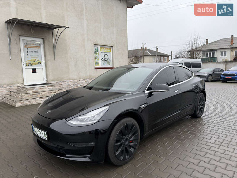 Tesla Model 3 2019 Tesla Model 3 2019