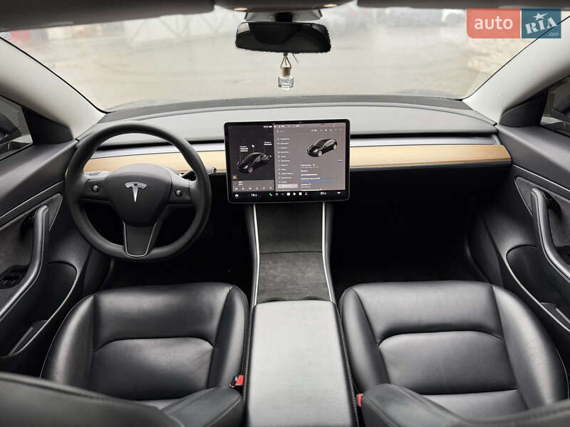 Седан Tesla Model 3 2019 в Луцке фото 21 Седан Tesla Model 3 2019 в Луцке
