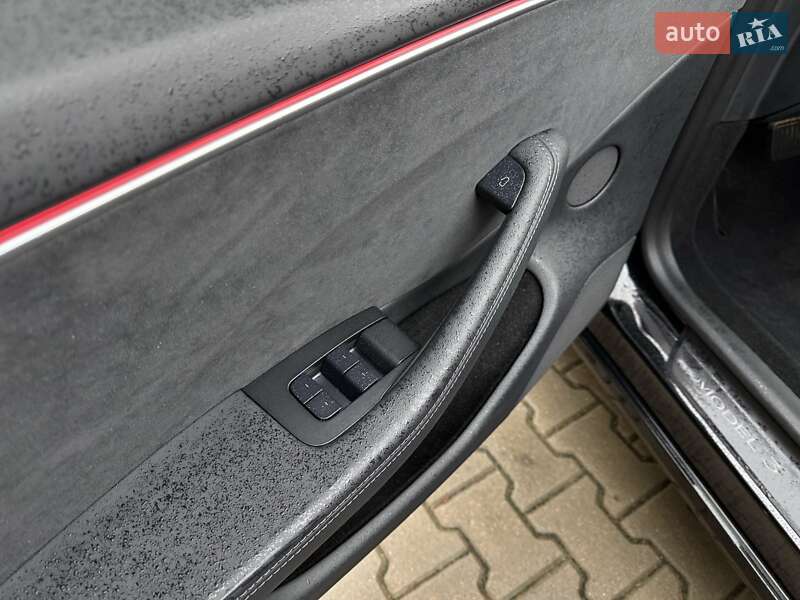 Седан Tesla Model 3 2024 в Звягеле фото 12 Седан Tesla Model 3 2024 в Звягеле
