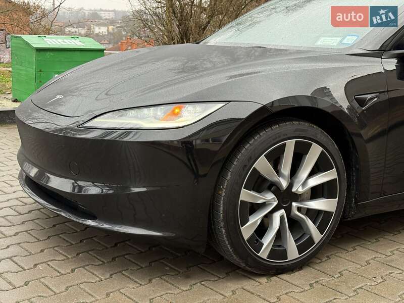 Седан Tesla Model 3 2024 в Звягеле фото 36 Седан Tesla Model 3 2024 в Звягеле