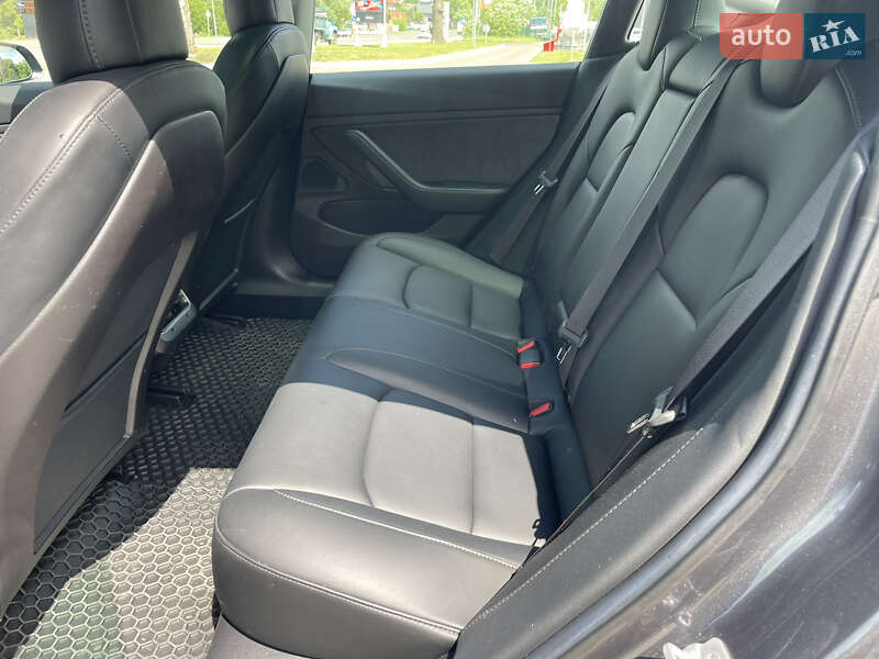 Седан Tesla Model 3 2019 в Львове фото 26 Седан Tesla Model 3 2019 в Львове
