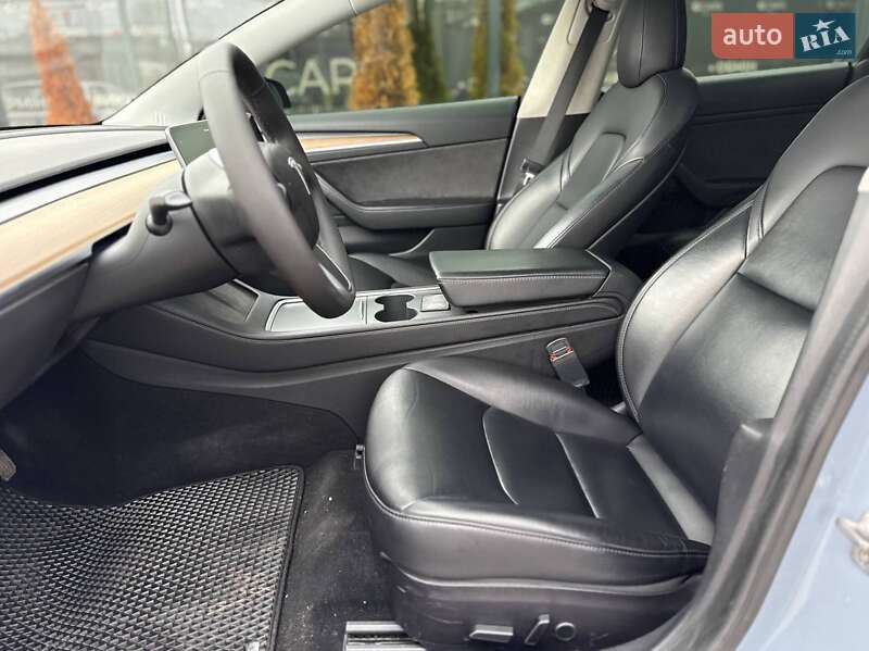 Седан Tesla Model 3 2021 в Киеве фото 16 Седан Tesla Model 3 2021 в Киеве