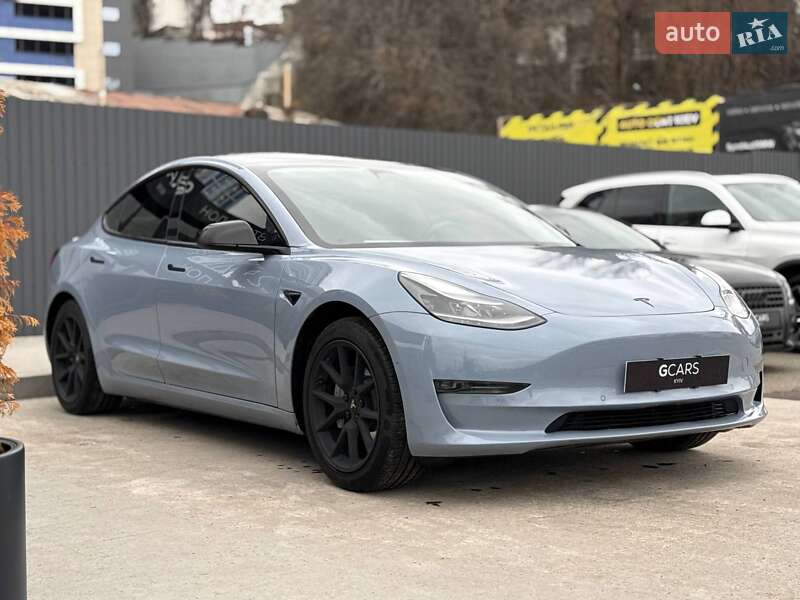 Седан Tesla Model 3 2021 в Киеве фото 3 Седан Tesla Model 3 2021 в Киеве
