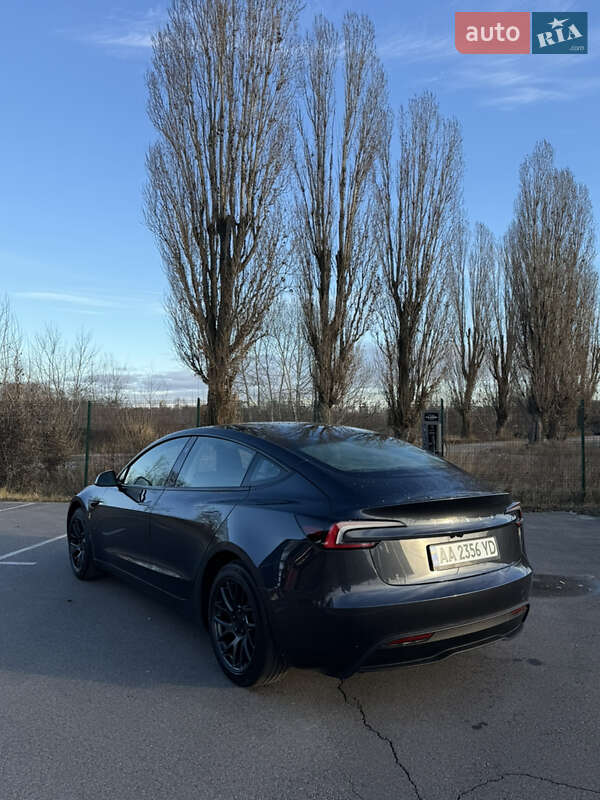 Седан Tesla Model 3 2025 в Киеве фото 12 Седан Tesla Model 3 2025 в Киеве