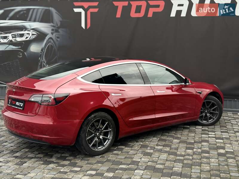 Седан Tesla Model 3 2018 в Львове фото 14 Седан Tesla Model 3 2018 в Львове
