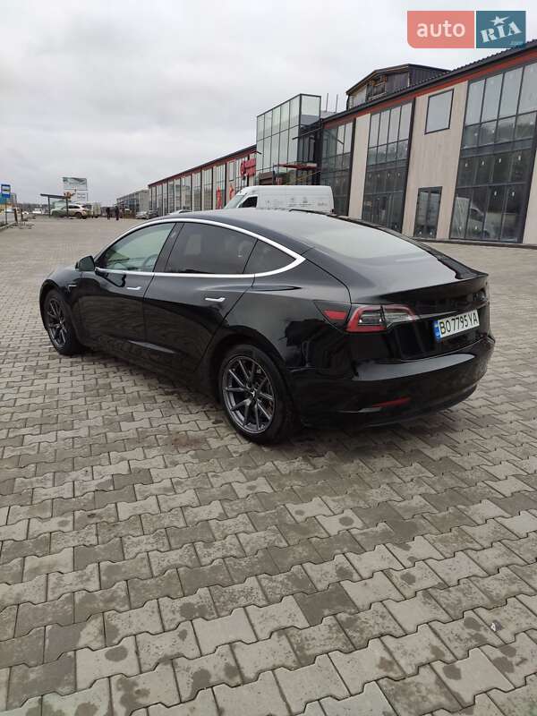 Седан Tesla Model 3 2018 в Тернополе фото 40 Седан Tesla Model 3 2018 в Тернополе